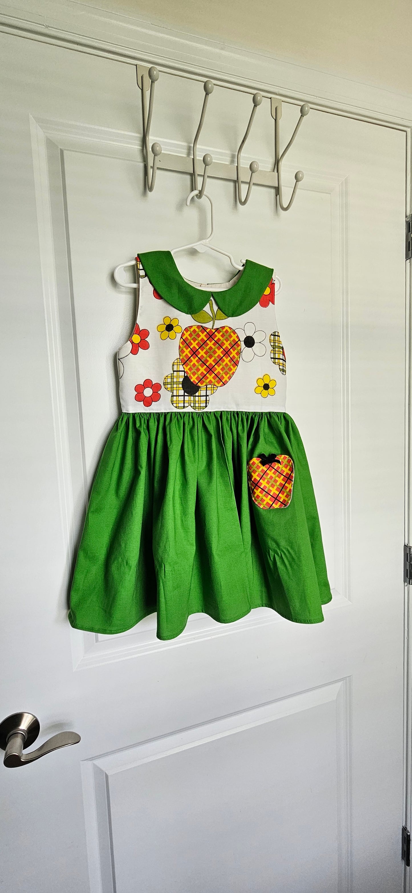 Size 7 apple dress